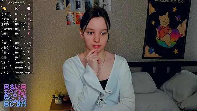 Snapshot of EdinaCordner chatting on March 23, 2025, 6:58 am EdinaCordner online show from March 23, 2025, 6:58 am