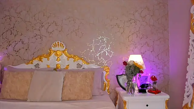 ScarlettWallace online show from September 26, 2025, 8:24 pm