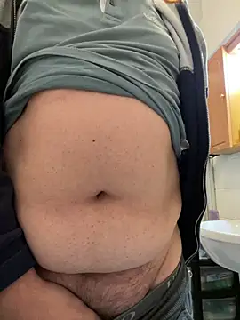 Snapshot of littletoy64 chatting on March 2, 2025, 10:45 am littletoy64 online show from March 2, 2025, 10:45 am