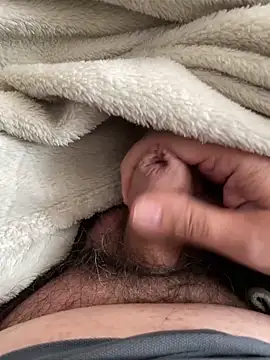 Snapshot of littletoy64 chatting on October 22, 2025, 9:42 am littletoy64 online show from October 22, 2025, 9:42 am