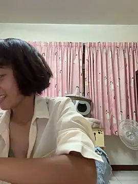 ladypaggy online show from September 28, 2025, 2:55 pm