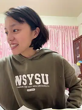 Snapshot of ladypaggy chatting on March 10, 2026, 9:25 am ladypaggy online show from March 10, 2026, 9:25 am