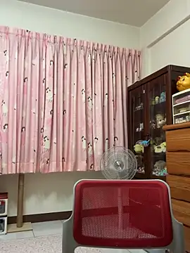 Snapshot of ladypaggy chatting on April 16, 2026, 3:13 pm ladypaggy online show from April 16, 2026, 3:13 pm