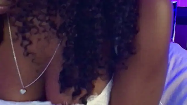 Qeen blackk online show from October 25, 2025, 8:14 pm