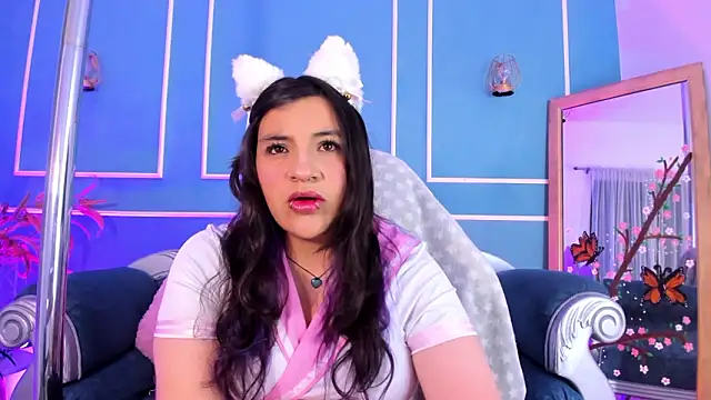 TaraTaylorr online show from March 17, 2026, 3:00 am