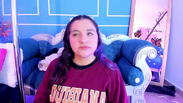 TaraTaylorr online show from April 8, 2026, 3:06 am