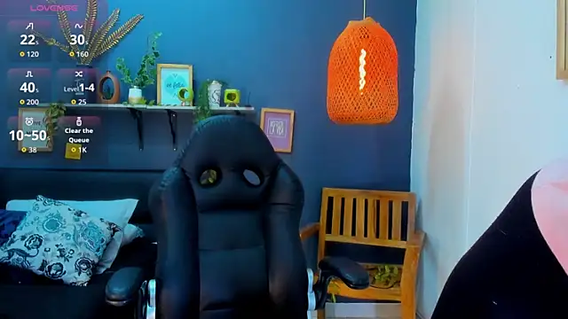 yessila parker online show from February 26, 2026, 9:52 am