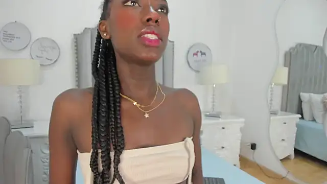 Snapshot of SamantaMarquez chatting on October 24, 2025, 8:27 pm SamantaMarquez online show from October 24, 2025, 8:27 pm