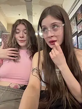 Snapshot of melicious_ chatting on February 26, 2026, 7:29 am melicious online show from February 26, 2026, 7:29 am