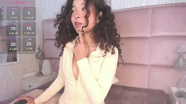 Snapshot of Marianna_Ray_ chatting on September 30, 2025, 8:25 pm Marianna Ray online show from September 30, 2025, 8:25 pm