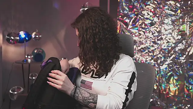 OliviaMcClean online show from March 29, 2026, 7:25 pm