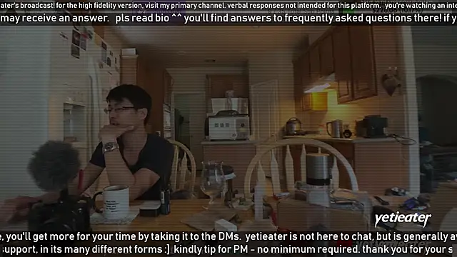Snapshot of yetieater chatting on December 14, 2024, 6:41 pm yetieater online show from December 14, 2024, 6:41 pm