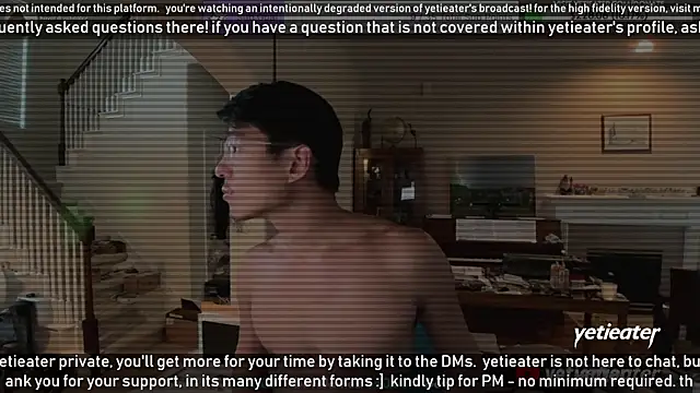 Snapshot of yetieater chatting on December 18, 2024, 10:57 pm yetieater online show from December 18, 2024, 10:57 pm