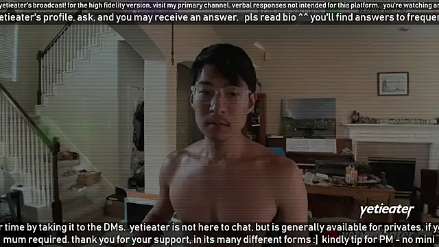 Snapshot of yetieater chatting on December 31, 2024, 10:34 pm yetieater online show from December 31, 2024, 10:34 pm