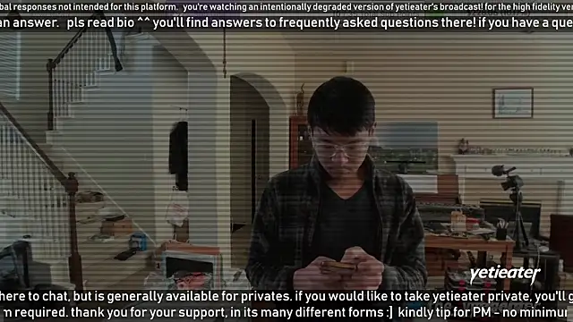 Snapshot of yetieater chatting on January 22, 2025, 9:21 pm yetieater online show from January 22, 2025, 9:21 pm