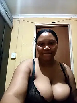 Snapshot of JuicyMilkyTizzy chatting on April 2, 2026, 9:23 pm JuicyMilkyTizzy online show from April 2, 2026, 9:23 pm