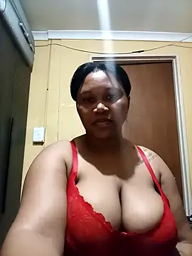 Snapshot of JuicyMilkyTizzy chatting on April 5, 2026, 9:34 pm JuicyMilkyTizzy online show from April 5, 2026, 9:34 pm