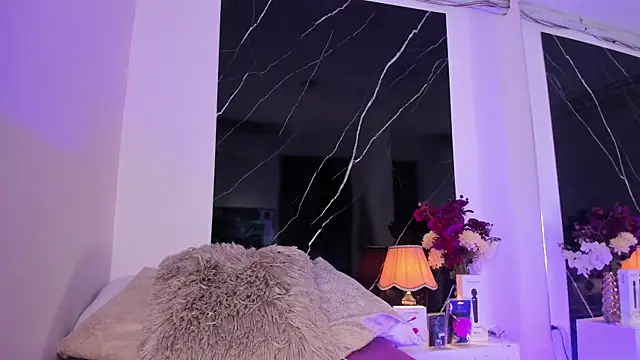 Snapshot of ArianaaGrace chatting on February 6, 2026, 7:50 pm ArianaaGrace online show from February 6, 2026, 7:50 pm