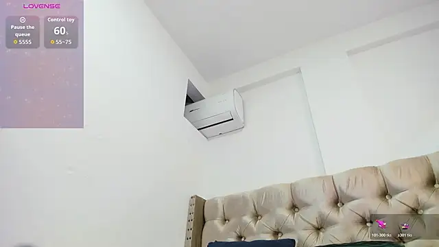 Snapshot of ArianaaGrace chatting on February 26, 2026, 7:46 pm ArianaaGrace online show from February 26, 2026, 7:46 pm