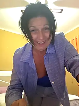 Melody73 online show from February 19, 2026, 6:48 pm