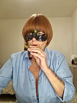 Gattina74 online show from October 14, 2025, 6:42 pm