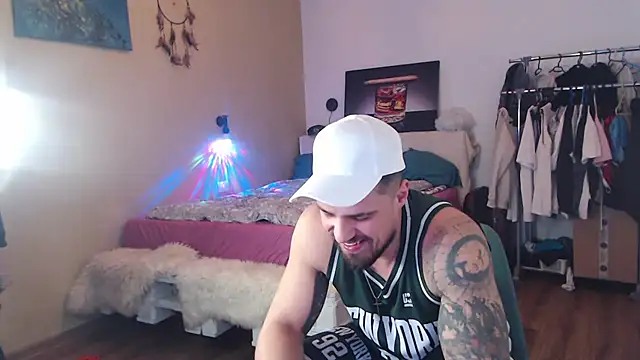 Tiberius hunk online show from February 2, 2026, 4:38 pm