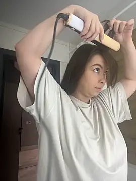 HannaJohnson online show from March 8, 2025, 4:56 am