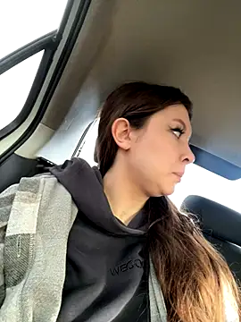 HannaJohnson online show from September 26, 2025, 5:44 am