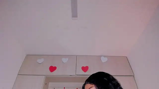 Snapshot of BeverlySteel chatting on May 9, 2026, 8:03 pm BeverlySteel online show from May 9, 2026, 8:03 pm