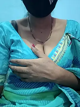 Snapshot of Sexyradha_ chatting on February 14, 2026, 1:19 pm Sexyradha online show from February 14, 2026, 1:19 pm