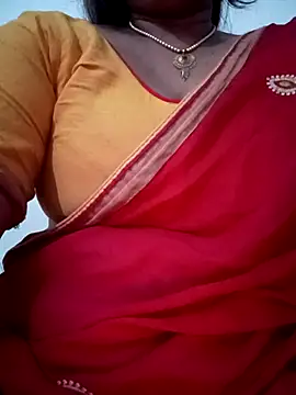 Snapshot of Neha-Bhabhi-Rasily chatting on November 4, 2025, 5:50 am Neha-Bhabhi-Rasily online show from November 4, 2025, 5:50 am