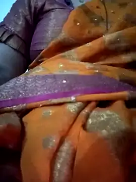 Snapshot of Neha-Bhabhi-Rasily chatting on November 9, 2025, 4:16 pm Neha-Bhabhi-Rasily online show from November 9, 2025, 4:16 pm