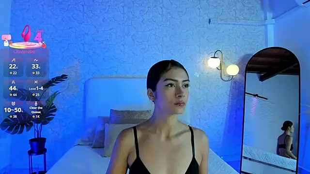 Snapshot of alanarouge chatting on March 20, 2026, 11:59 am alanarouge online show from March 20, 2026, 11:59 am