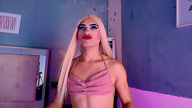 Emily Castillo 1 online show from July 13, 2026, 5:10 am