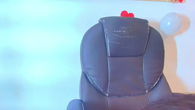 Mia Montess online show from February 19, 2026, 1:07 pm