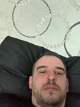 Snapshot of Maxpeins chatting on February 26, 2026, 11:42 am Maxpeins online show from February 26, 2026, 11:42 am