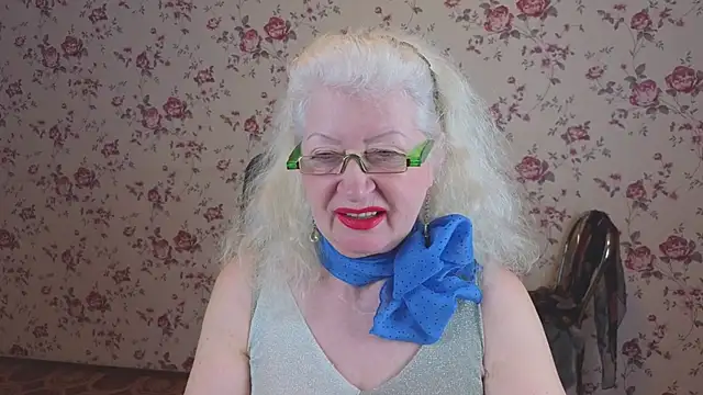 Maya Mayflower online show from February 17, 2026, 2:52 am