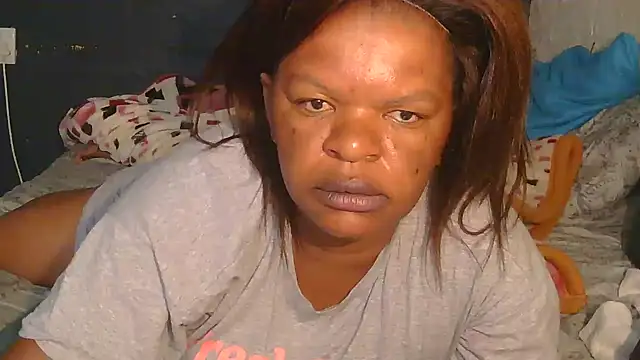 ebony rose11 online show from December 16, 2025, 4:28 am