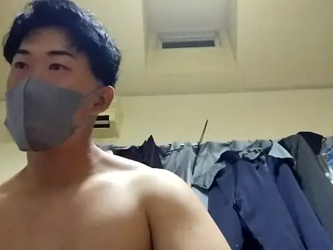 Snapshot of taaaaaa- chatting on September 21, 2025, 2:08 pm taaaaaa- online show from September 21, 2025, 2:08 pm