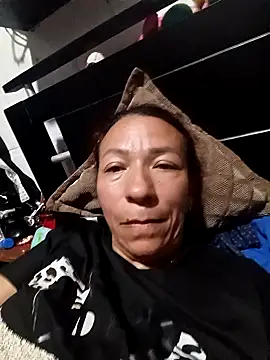 Snapshot of Antonela45 chatting on April 23, 2026, 11:40 pm Antonela45 online show from April 23, 2026, 11:40 pm