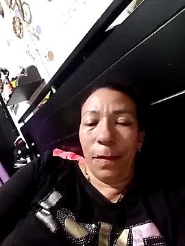 Snapshot of Antonela45 chatting on May 13, 2026, 1:03 am Antonela45 online show from May 13, 2026, 1:03 am
