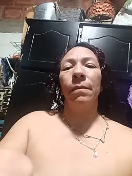 Snapshot of Antonela45 chatting on May 24, 2026, 10:59 pm Antonela45 online show from May 24, 2026, 10:59 pm