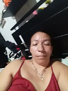 Snapshot of Antonela45 chatting on June 4, 2026, 12:27 am Antonela45 online show from June 4, 2026, 12:27 am