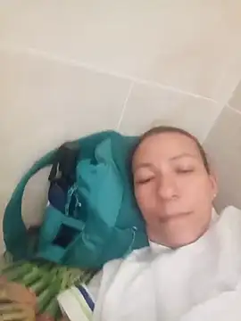 Antonela45 online show from July 16, 2026, 4:57 pm