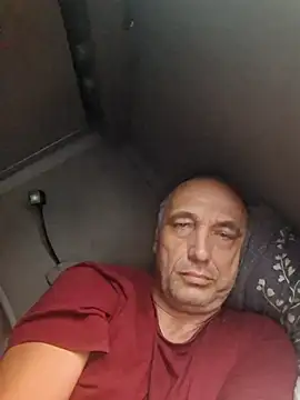 aleksis1313 online show from October 29, 2025, 3:36 pm