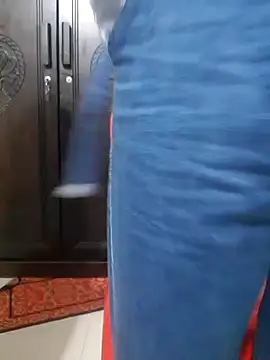 Snapshot of Soniya_rose chatting on March 5, 2025, 7:27 pm Soniya rose online show from March 5, 2025, 7:27 pm