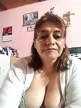 Snapshot of BiancaSteel chatting on March 19, 2025, 3:20 am BiancaSteel online show from March 19, 2025, 3:20 am