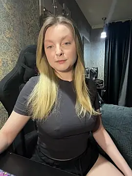 Lina ly online show from March 29, 2026, 1:44 pm