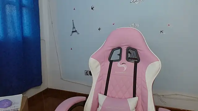 nanis milf online show from April 5, 2026, 1:19 pm