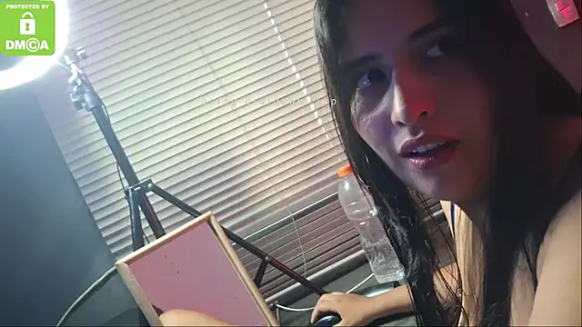 Snapshot of incubus2sucubus chatting on September 14, 2025, 5:23 pm incubus2sucubus online show from September 14, 2025, 5:23 pm